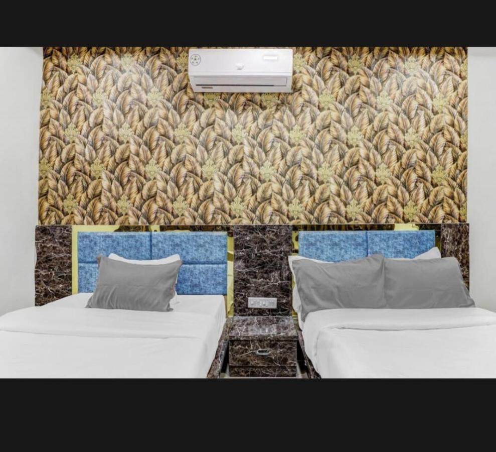 Hotel Bhavya Residency Αχμπανταμπάντ Εξωτερικό φωτογραφία