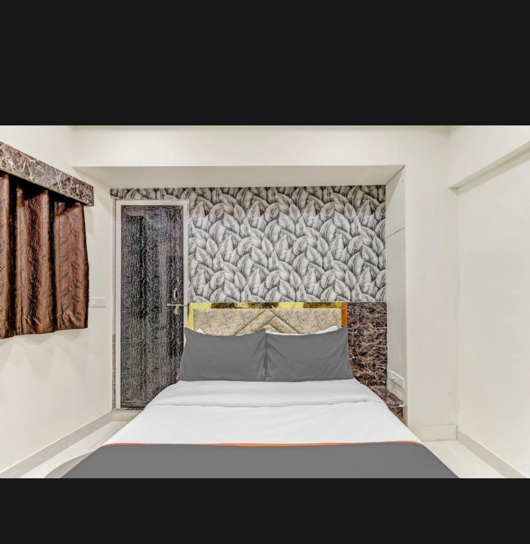 Hotel Bhavya Residency Αχμπανταμπάντ Δωμάτιο φωτογραφία